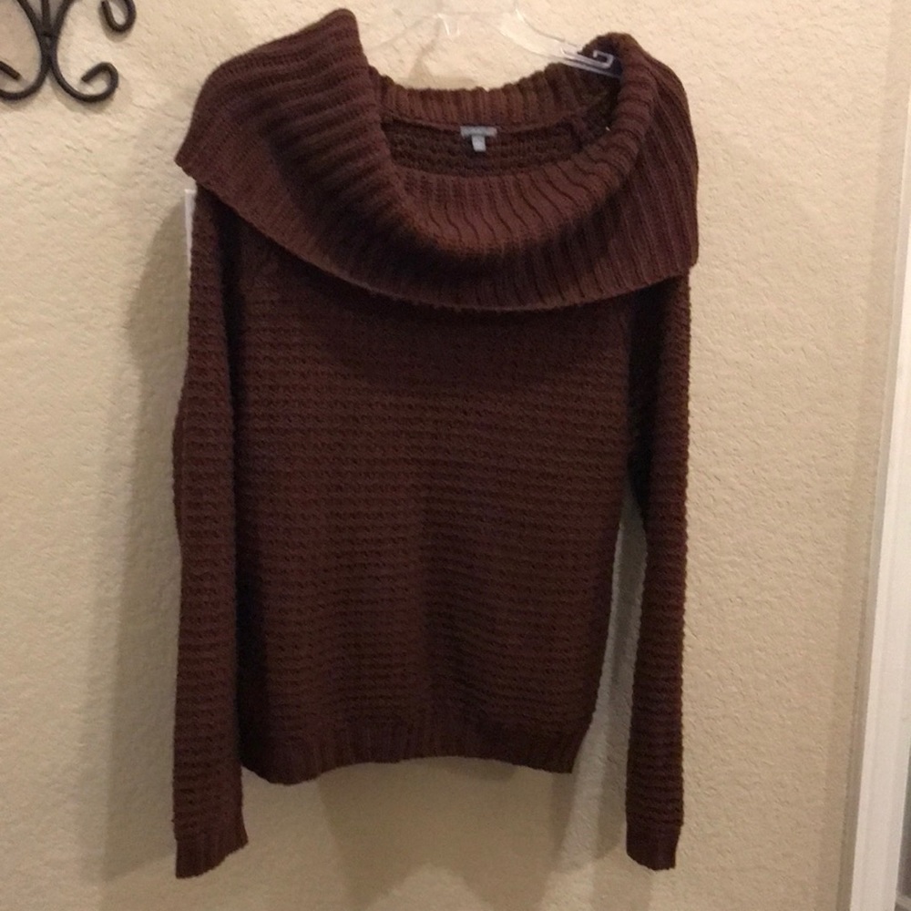 Charlotte russe sweater
